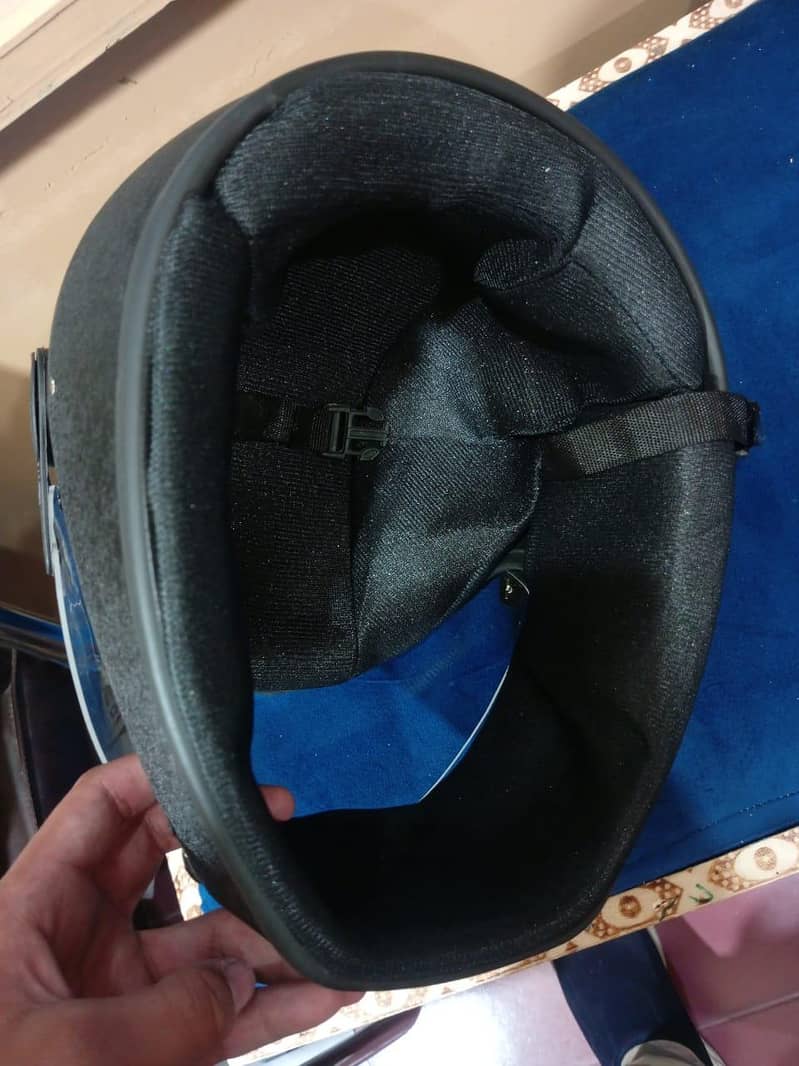 Face Helmets 1