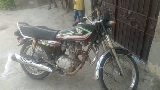 Honda 125 2016
