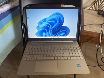 HP 15s – Core i3 12th Gen