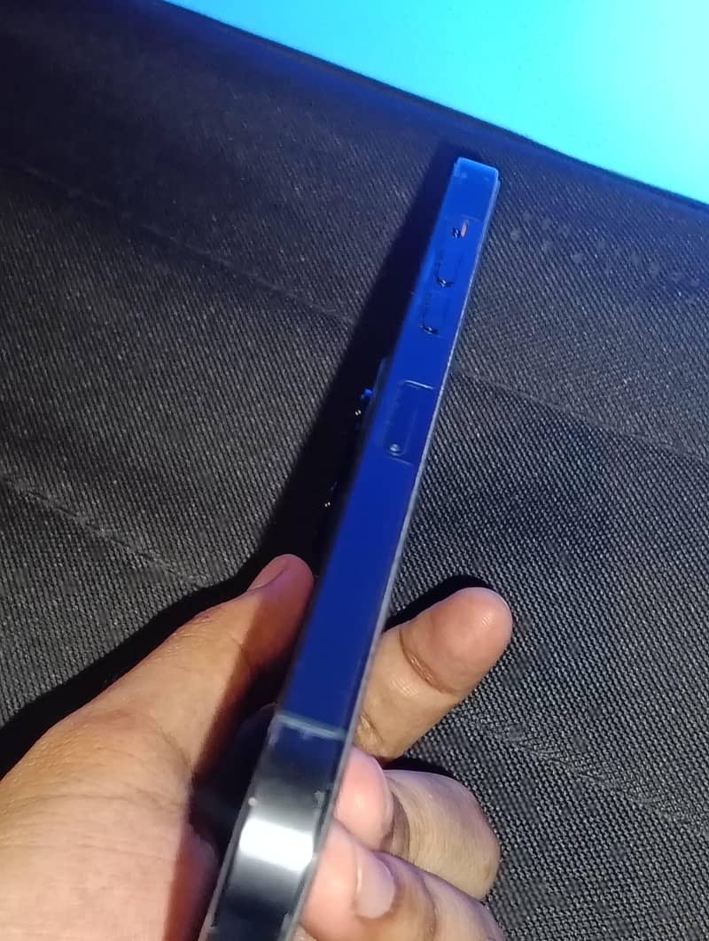 Apple iPhone 12 Pro Max 9