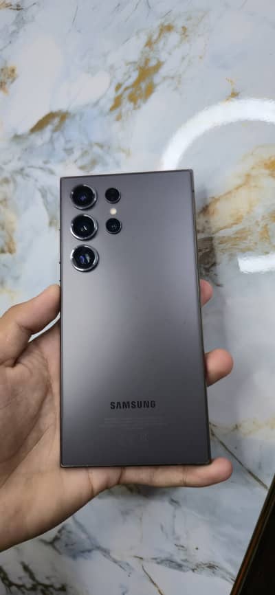 Samsung Galaxy S24 Ultra 12/256GB 9/10 condition