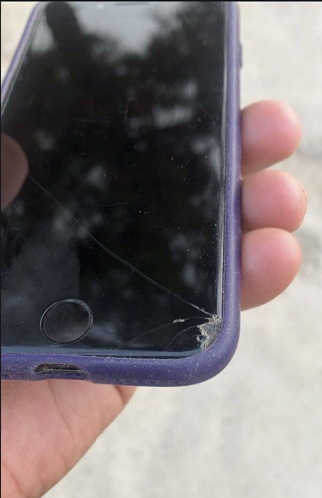 Apple iPhone SE 2nd generation 3