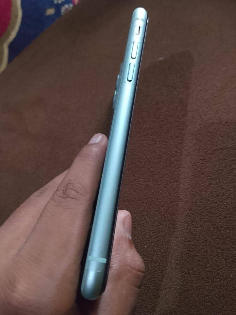 Apple iPhone 11 1