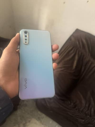 Vivo S1