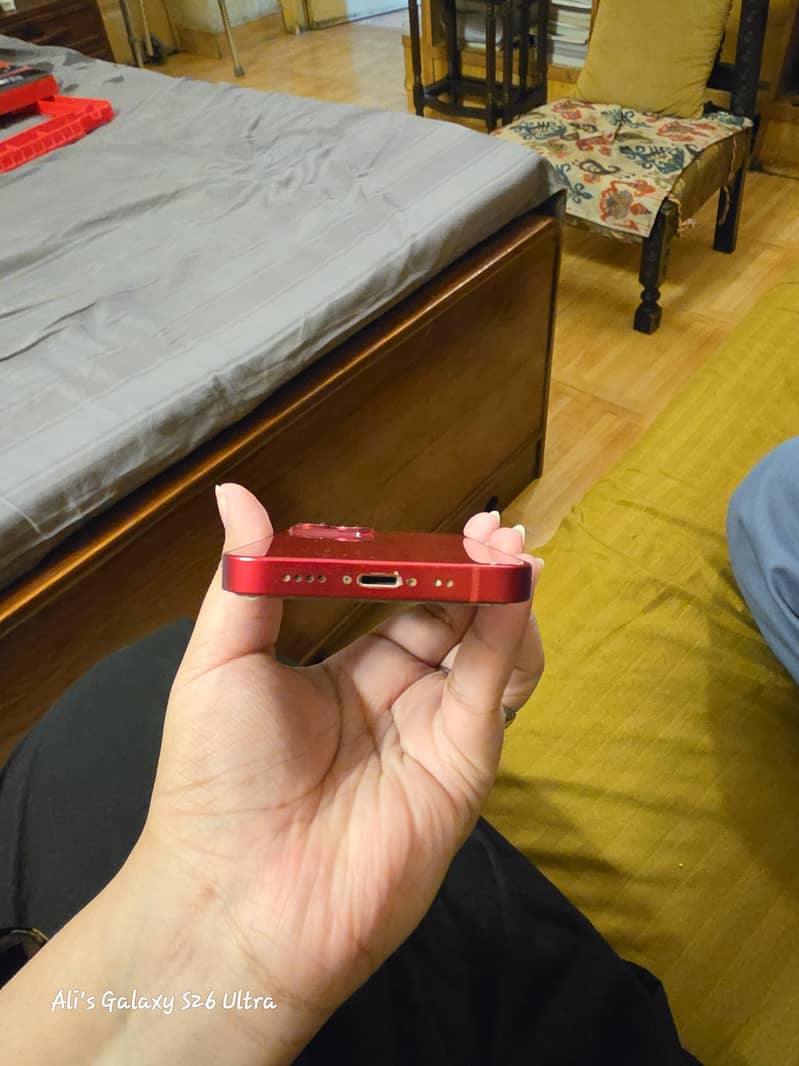 Apple iPhone 13 mini 5