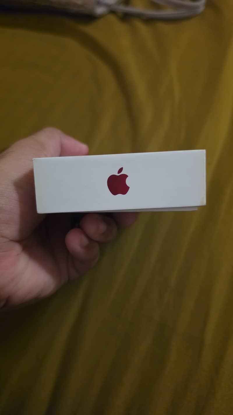 Apple iPhone 13 mini 10