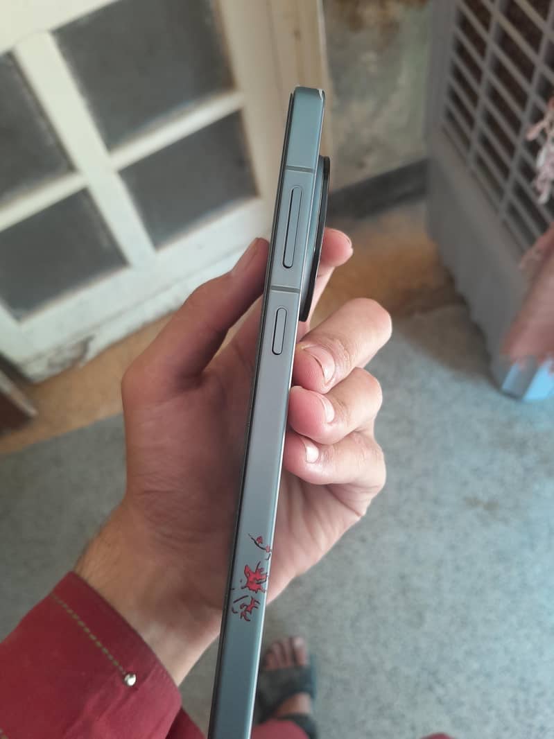 One Plus 13R 3