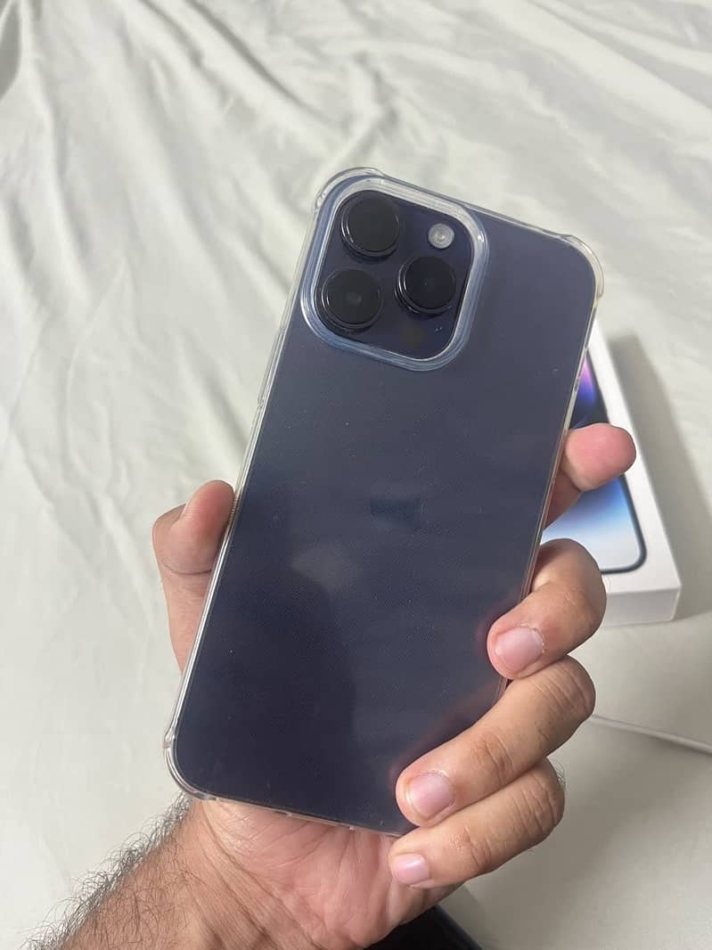 iPhone 14 Pro Max 2