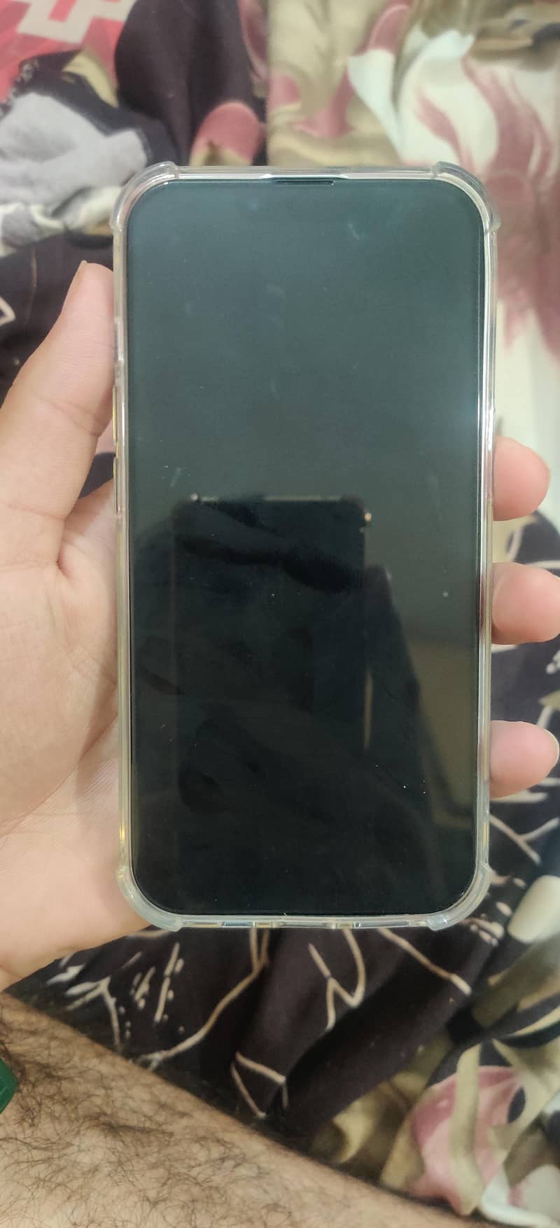 Apple iPhone 13 1