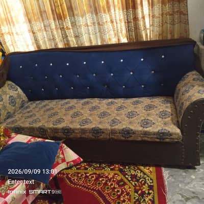 7 Seater Sofa Set for Sale – Good Condition