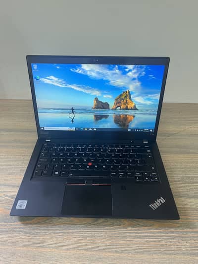Lenovo Thinkpad P14s Ci7 with 2gb nvidia gpu | Powerful Gaming Lapto