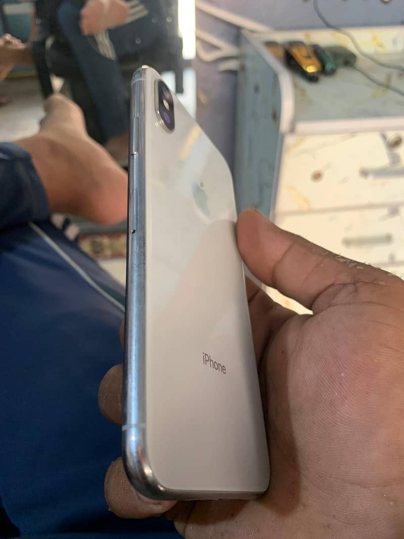 iPhone X s 0