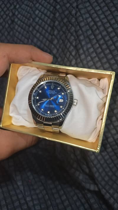 watch for sale water resistant with free box