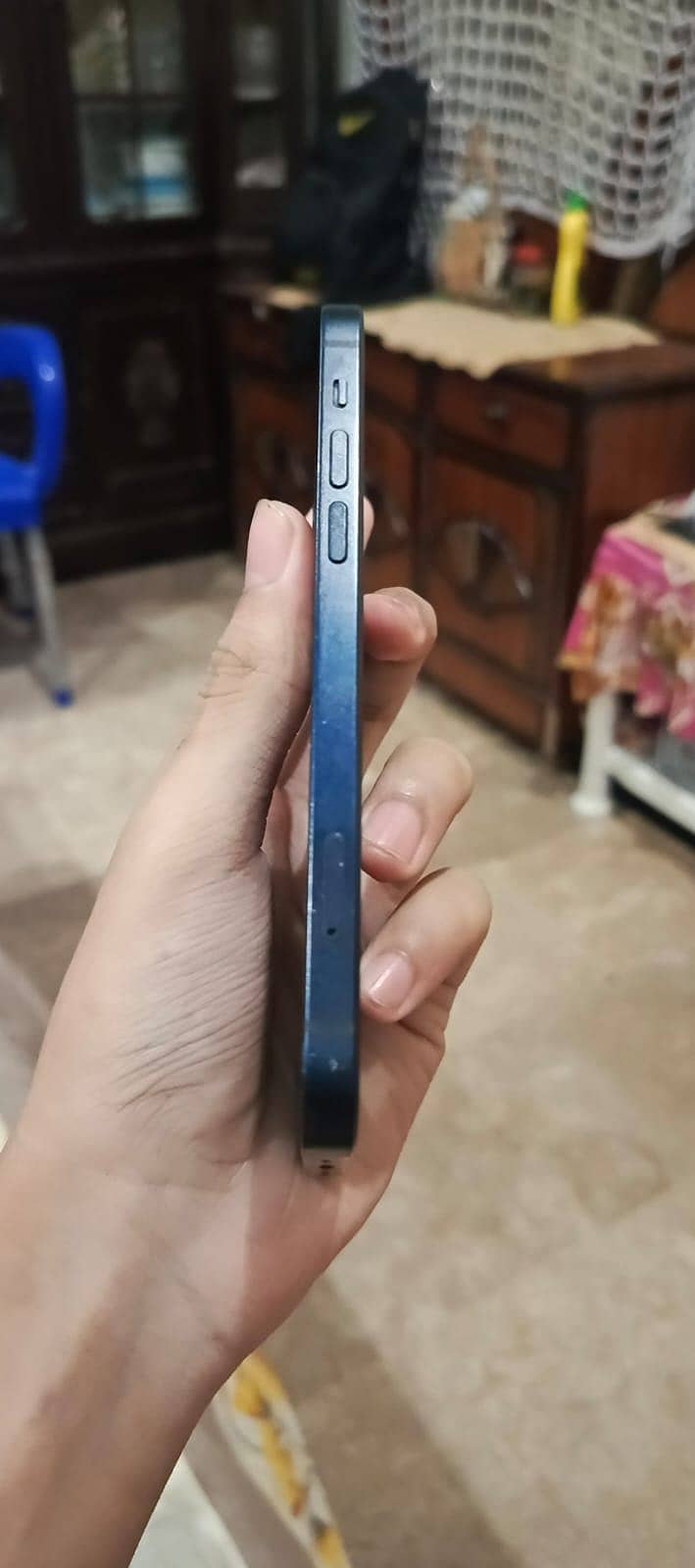 Apple iPhone 12 6