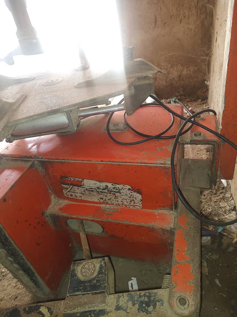 Tyre changer machine 3 pendal 8