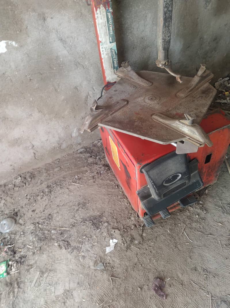 Tyre changer machine 3 pendal 16