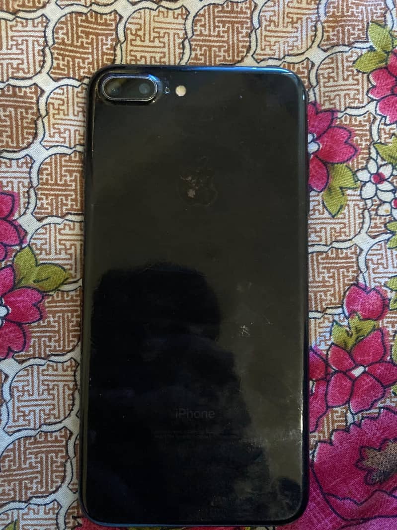 Apple iPhone 7 Plus 2