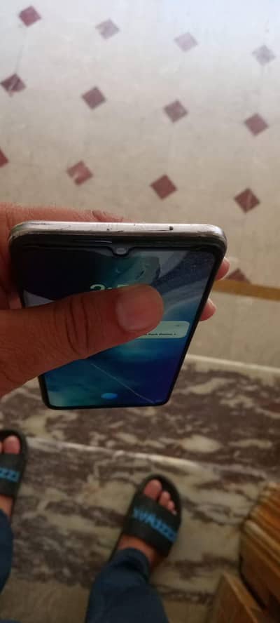Vivo V21