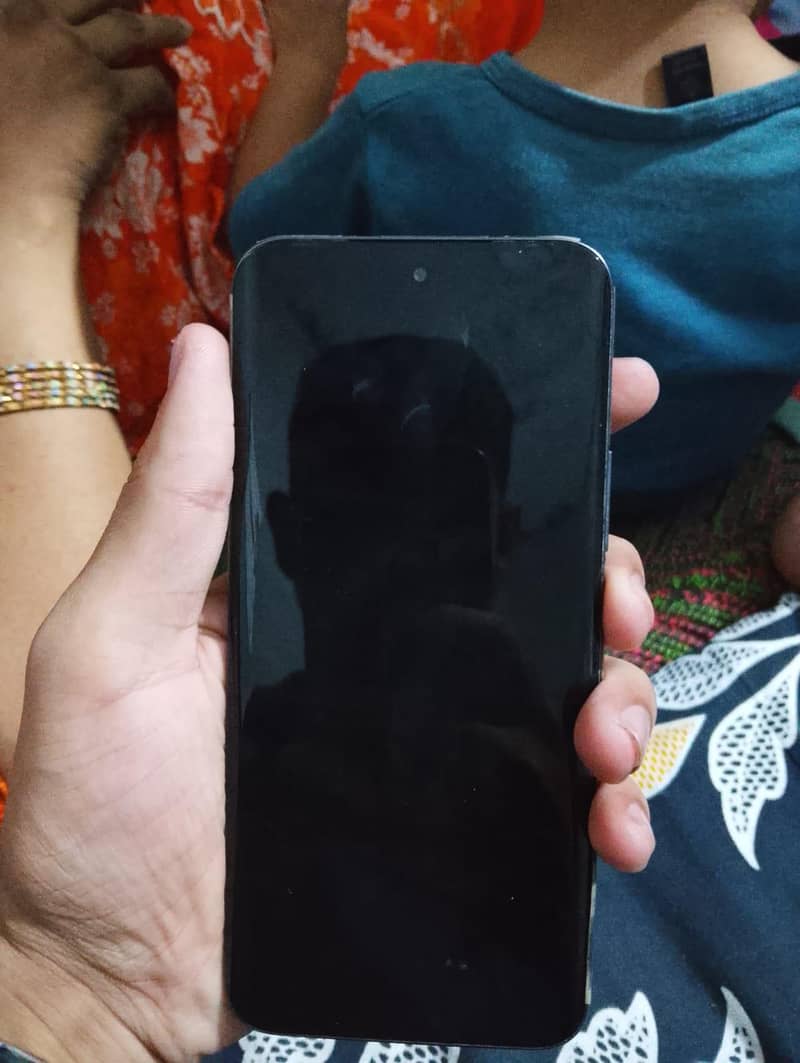 Tecno CAMON 40 Pro 6