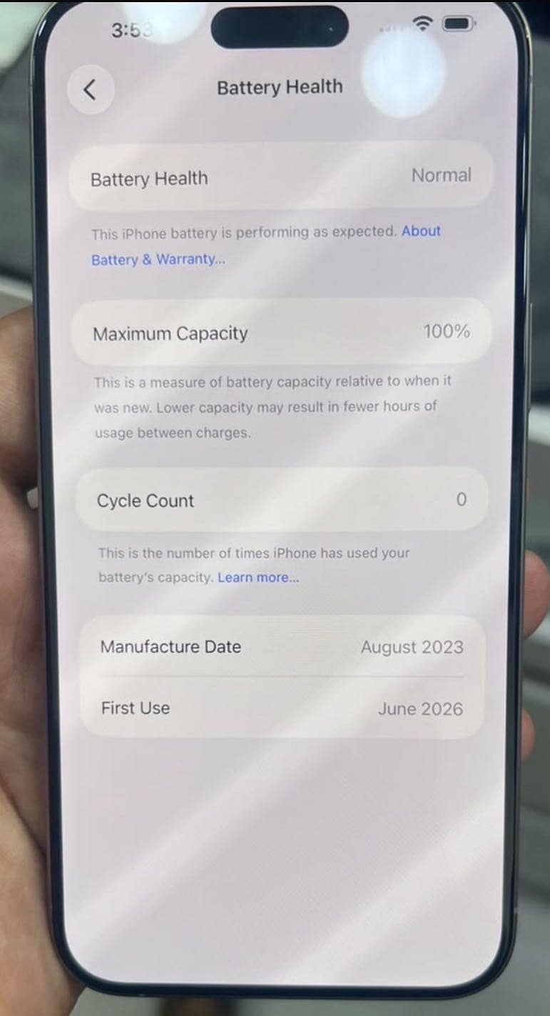 Apple iPhone 15 Pro Max 0