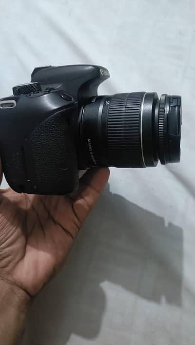 Canon 800D camera