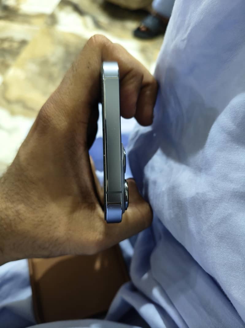 Apple iPhone 13 Pro Max 3