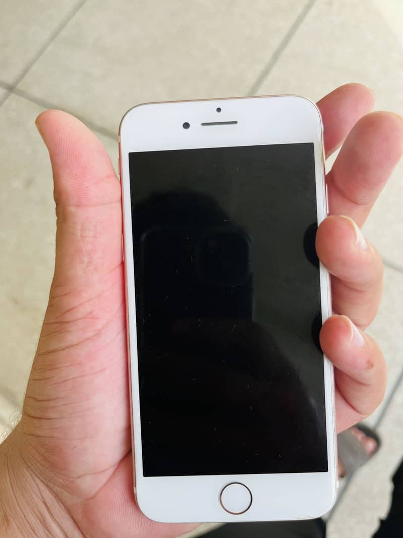 Apple iPhone 7 4