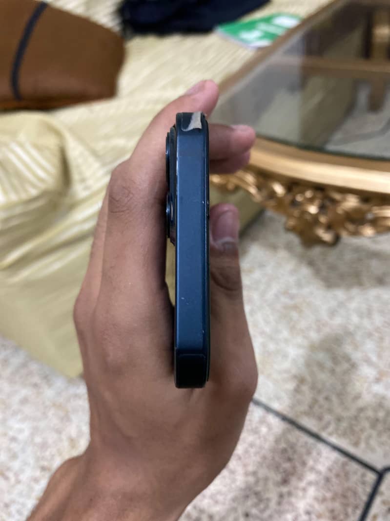 Apple iPhone 12 5