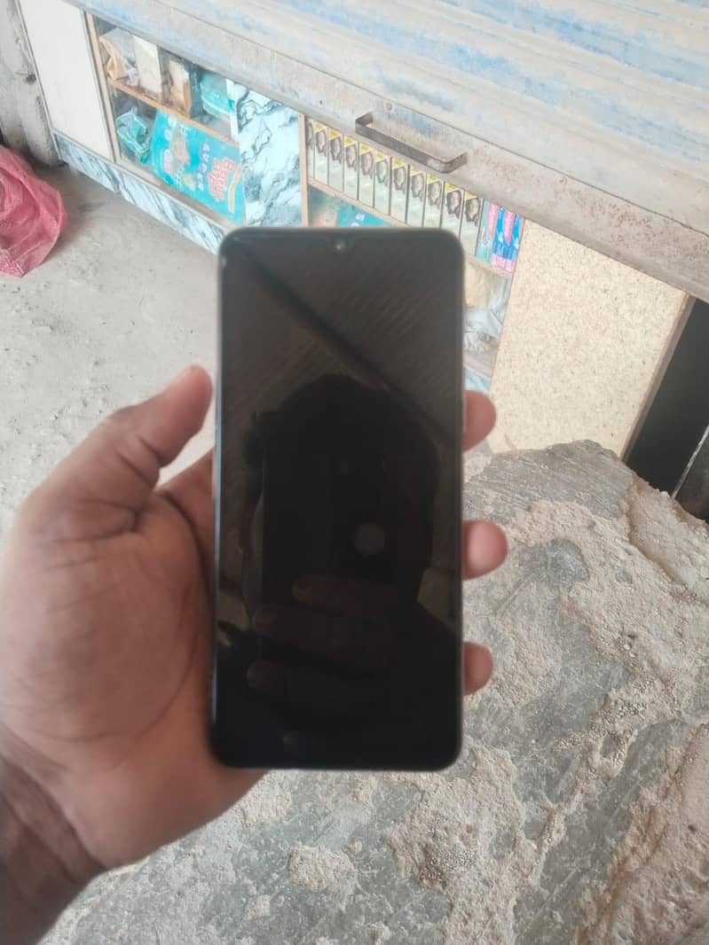 Vivo V21 1