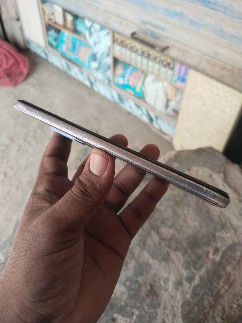 Vivo V21 2