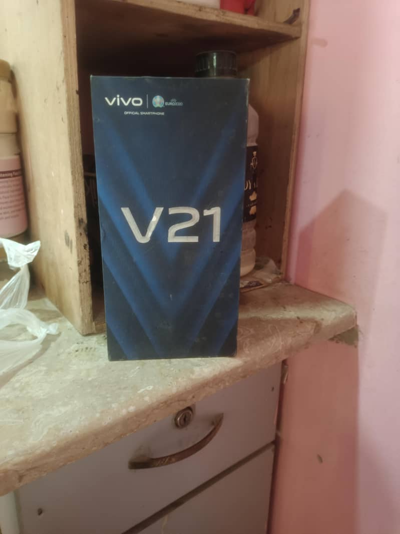 Vivo V21 6