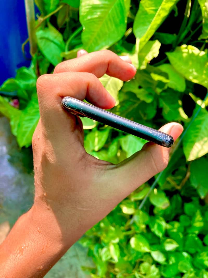 Apple iPhone 7 2