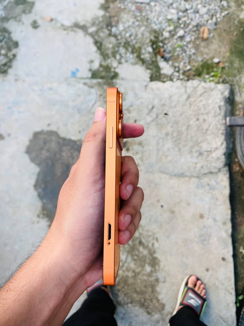 Apple iPhone XR 1