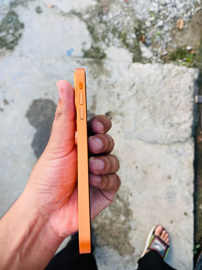 Apple iPhone XR 3
