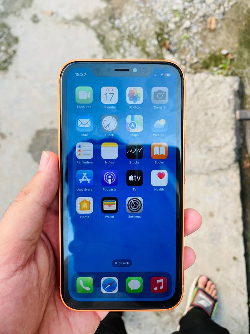 Apple iPhone XR 5