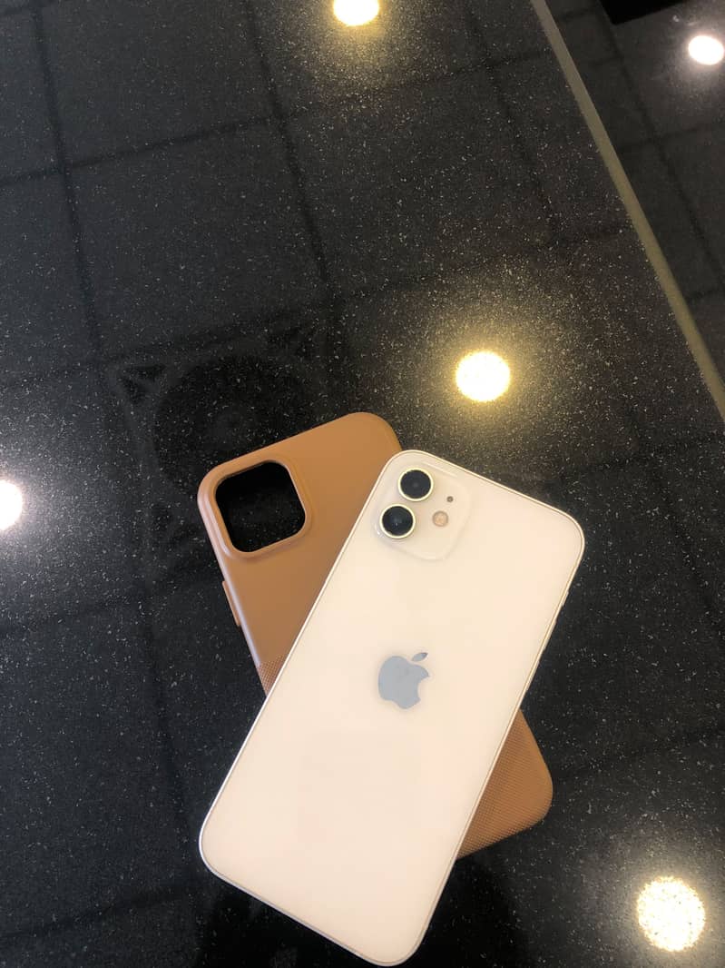 Apple iPhone 12 5