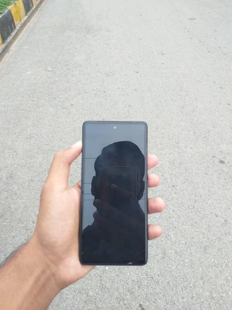Google Pixel 7 9