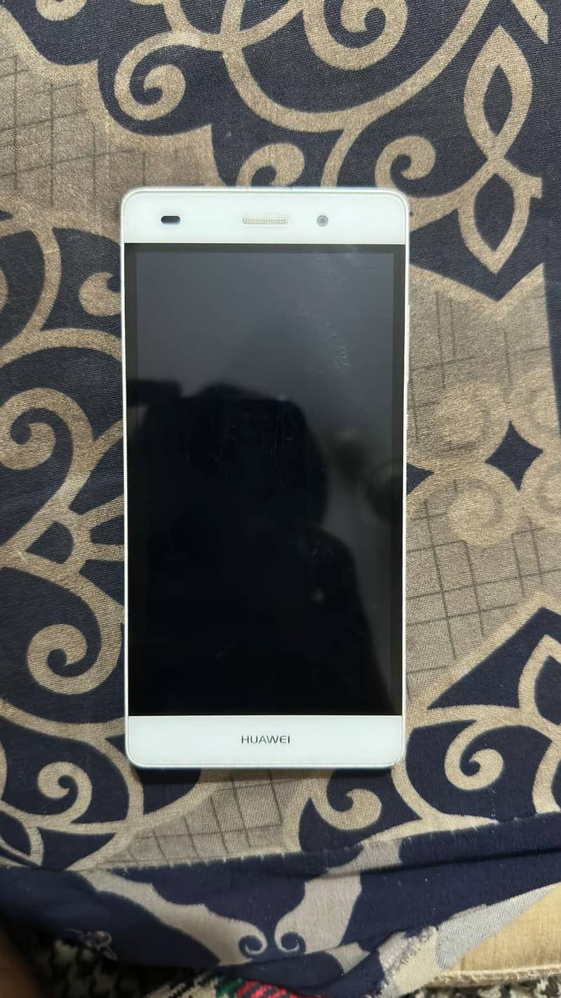 Huawei P8 Lite 0