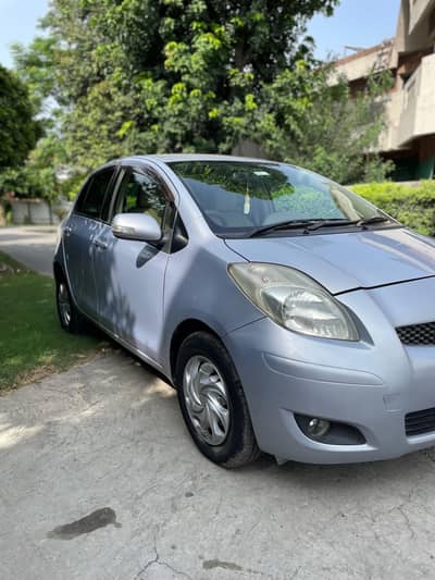 Toyota Vitz intelligent package 1.0
