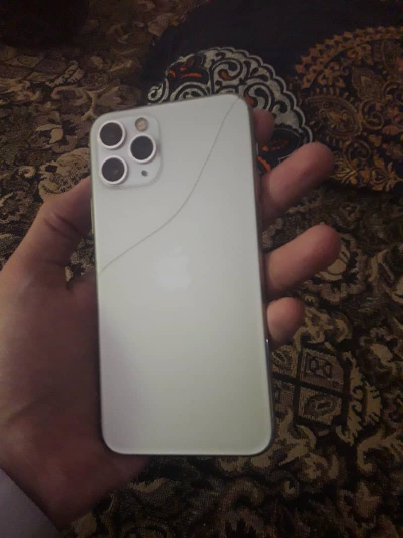 Apple iPhone 11 Pro 1