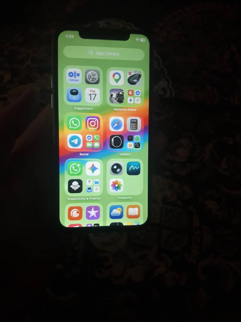 Apple iPhone 11 Pro 6