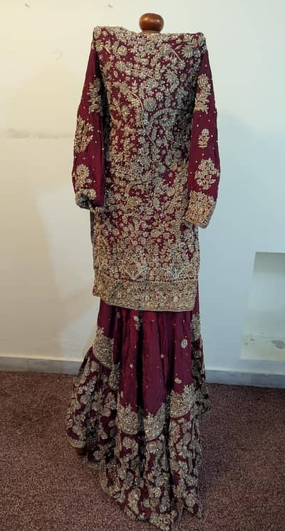 Bridal Lehnga/Bridal wear/Bridal category/Bridal Farshi Lehnga