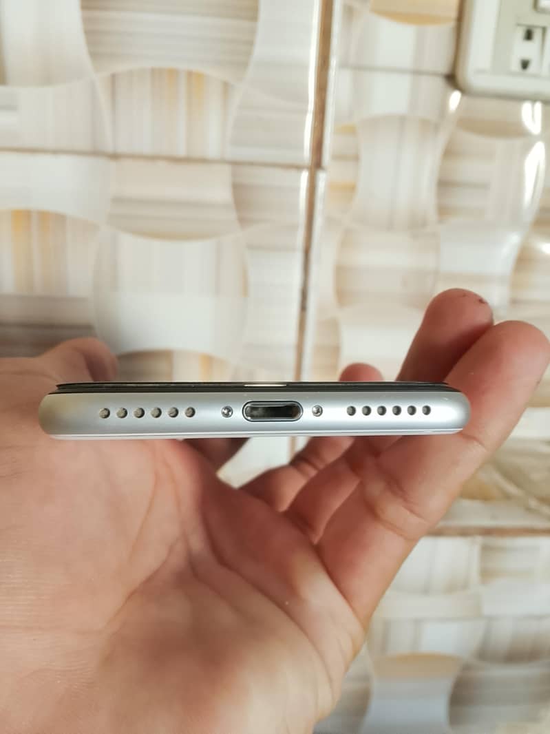 Apple iPhone SE 1