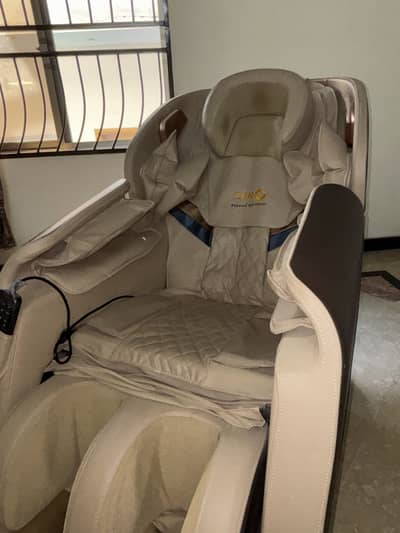 Premium Full Body Massage Chair - 9.5/10 Mint Condition