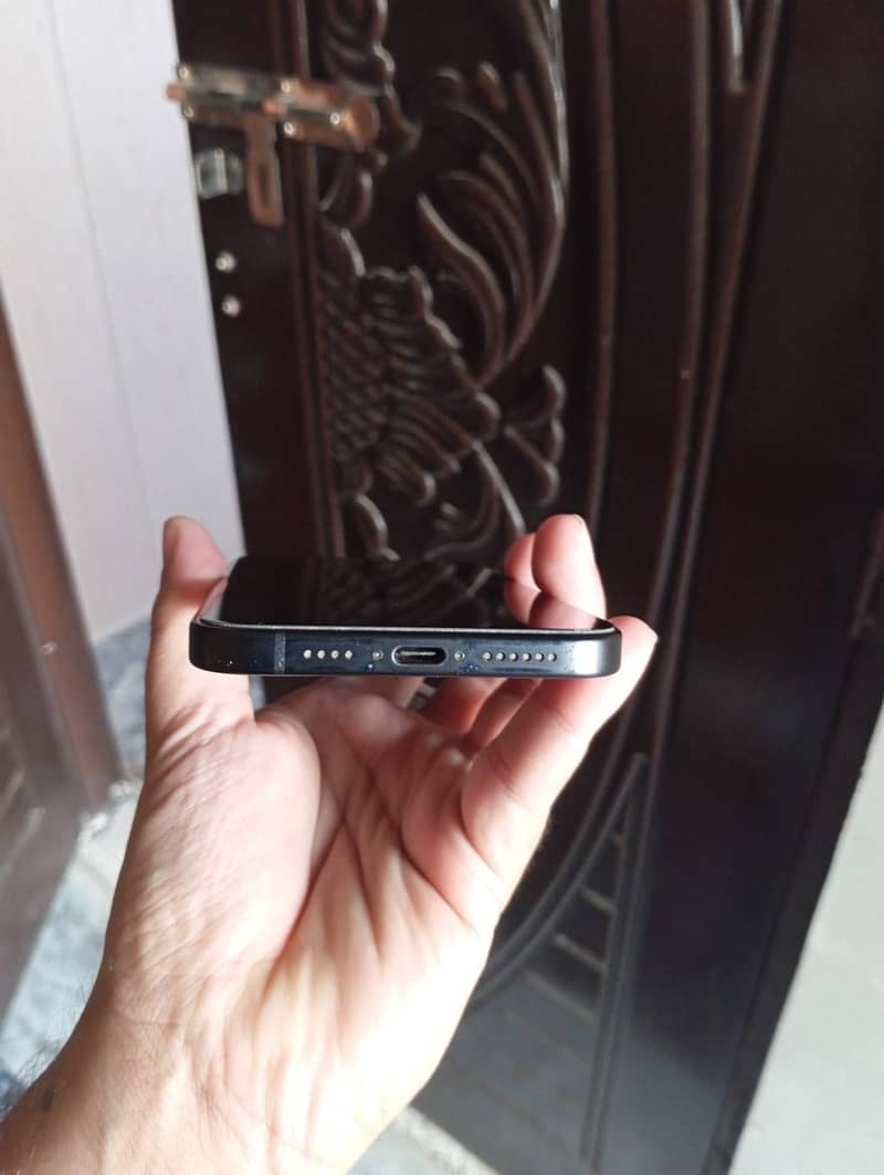 Apple iPhone 15 plus 1
