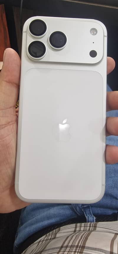 Apple iPhone 17 Pro Max