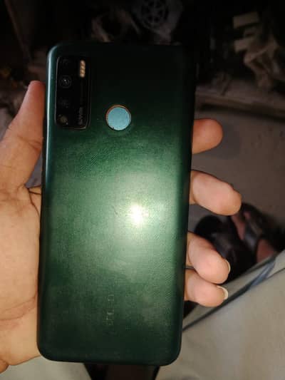 Tecno CAMON 15