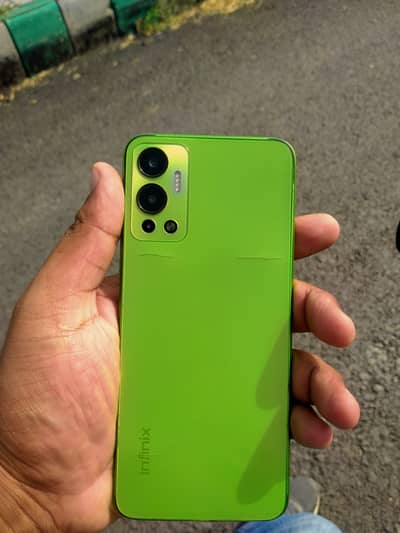 Infinix Hot 12