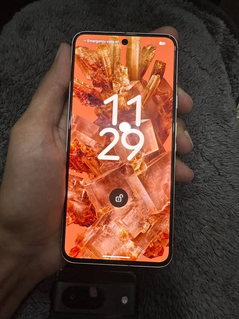 Google Pixel 8 1