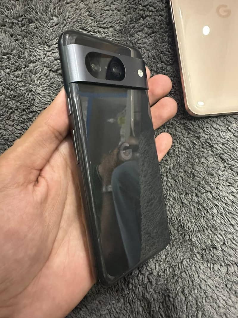 Google Pixel 8 3